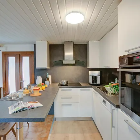 Rustic Mountain Апартаменты *